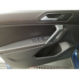 Volkswagen Tiguan SE