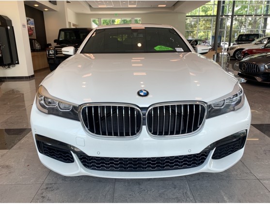 BMW 740i xDrive