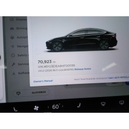 Tesla Model 3 LONG RANGE