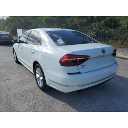 Volkswagen Passat S