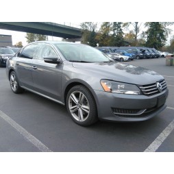 Volkswagen Passat SE