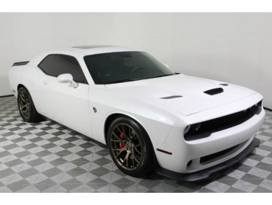 Dodge Challenger SRT Hellcat Dodge Challenger SRT Hellcat