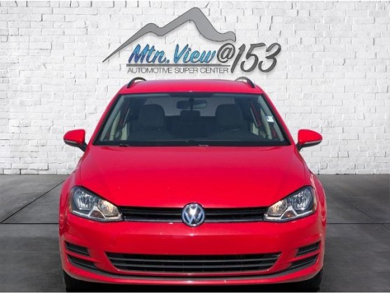 Volkswagen Golf SportWagen S