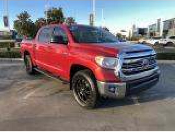 Toyota Tundra SR5