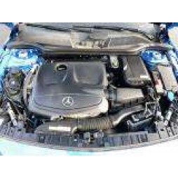 MERCEDES-BENZ GLA 250 4MATIC