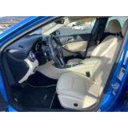 MERCEDES-BENZ GLA 250 4MATIC