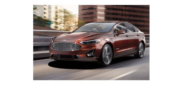 Ford Fusion gibrid 2016