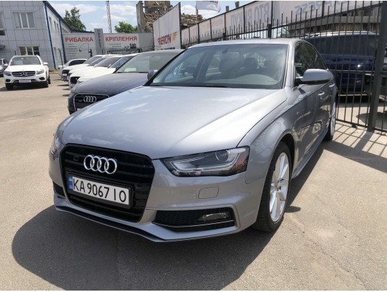 Audi A4 premium s-line