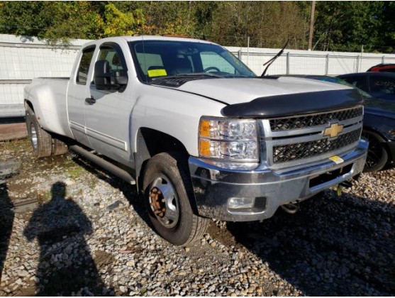 2011 CHEVROLET SILVERADO C3500 LT