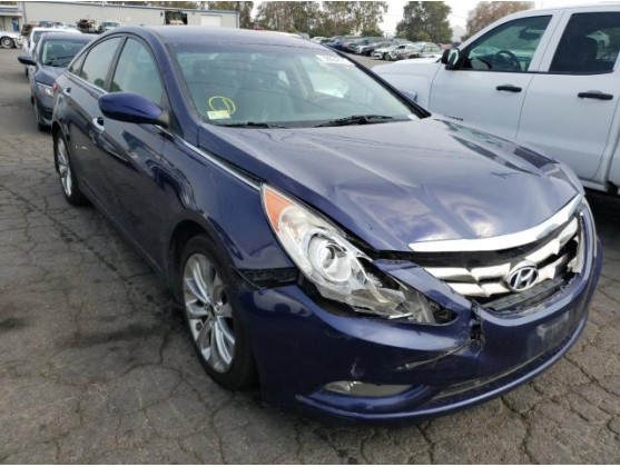 2011 HYUNDAI SONATA SE