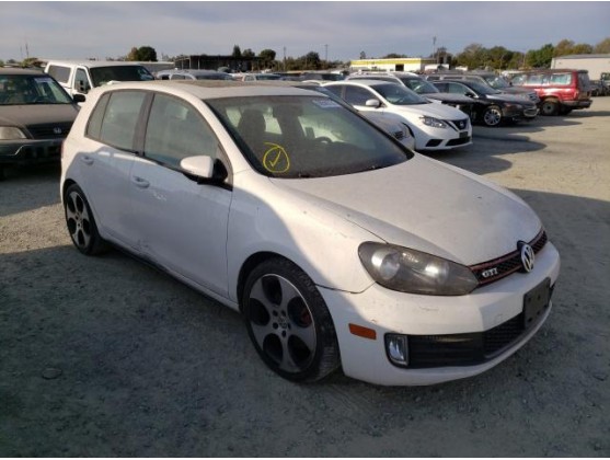 2011 VOLKSWAGEN GTI