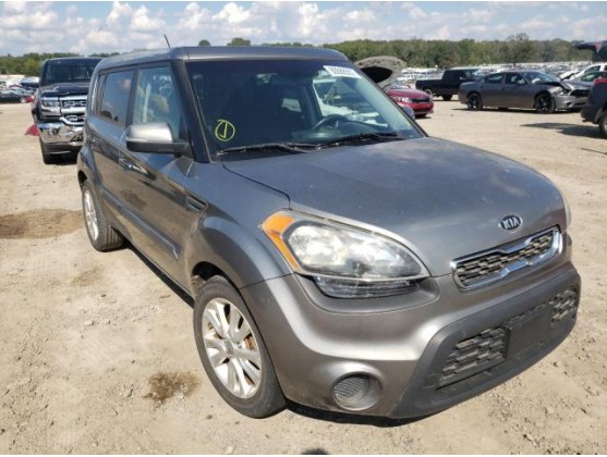 2012 KIA SOUL +