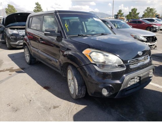 2012 KIA SOUL +