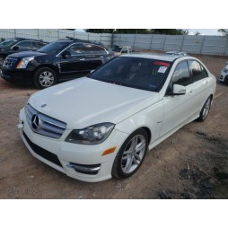 2012 MERCEDES-BENZ C 250