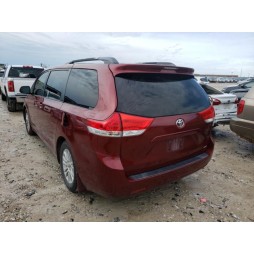 2012 TOYOTA SIENNA XLE