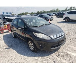 2013 FORD FIESTA SE