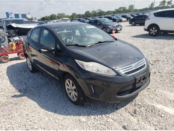 2013 FORD FIESTA SE