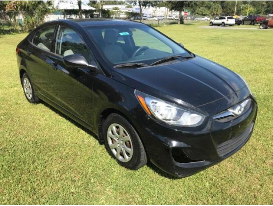 2013 HYUNDAI ACCENT GLS