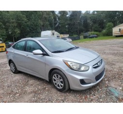 2013 HYUNDAI ACCENT GLS