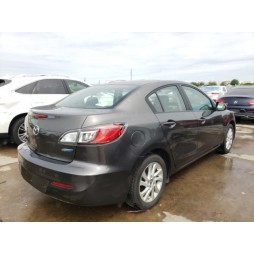2013 MAZDA 3 I