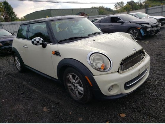 2013 MINI COOPER