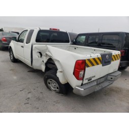 2013 NISSAN FRONTIER S