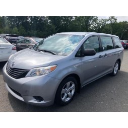 2013 TOYOTA SIENNA