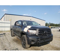 2013 TOYOTA TUNDRA CREWMAX SR5