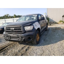 2013 TOYOTA TUNDRA CREWMAX SR5