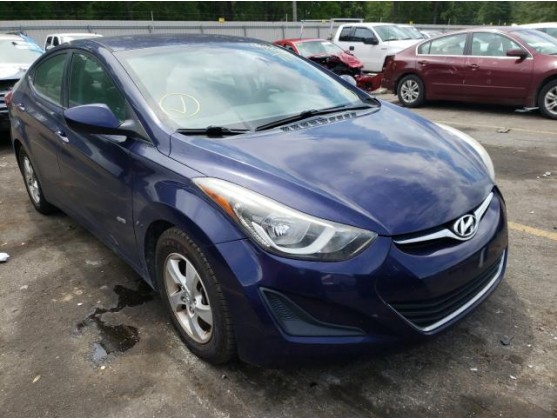 2014 HYUNDAI ELANTRA SE