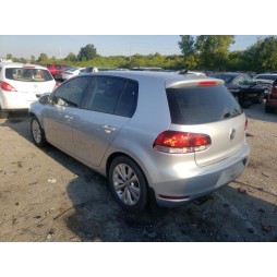 2014 VOLKSWAGEN GOLF
