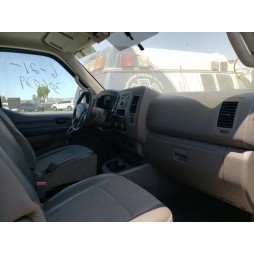 2015 NISSAN NV 2500