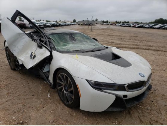 2016 BMW I8