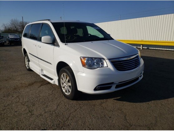2016 CHRYSLER TOWN & COUNTRY TOURING 2016 CHRYSLER TOWN & COUNTRY TOURING