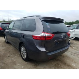 2017 TOYOTA SIENNA LE