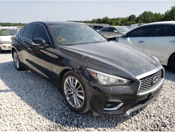 2018 INFINITI Q50 LUXE