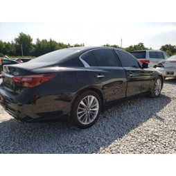2018 INFINITI Q50 LUXE
