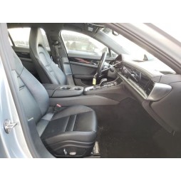 2018 PORSCHE PANAMERA 4