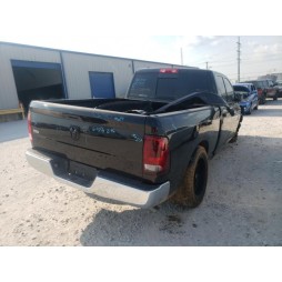 2018 RAM 1500 SLT