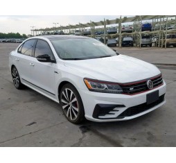 2018 VOLKSWAGEN PASSAT GT