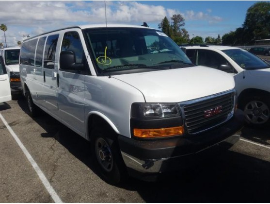 2020 GMC SAVANA G3500 LT