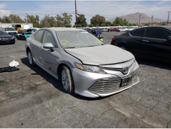 2020 TOYOTA CAMRY LE