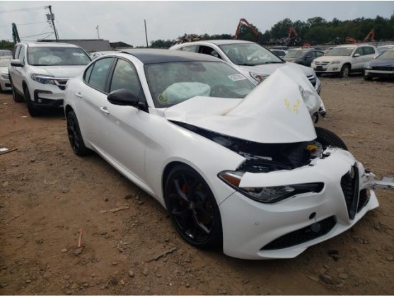 2021 ALFA ROMEO GIULIA TI