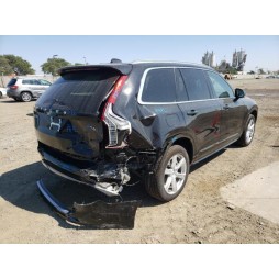 2021 VOLVO XC90 T6 MOMENTUM