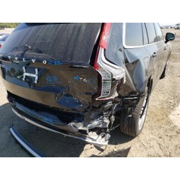 2021 VOLVO XC90 T6 MOMENTUM