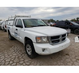 2011 DODGE DAKOTA ST