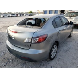 2011 MAZDA 3 I