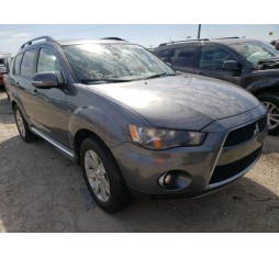 2011 MITSUBISHI OUTLANDER SE
