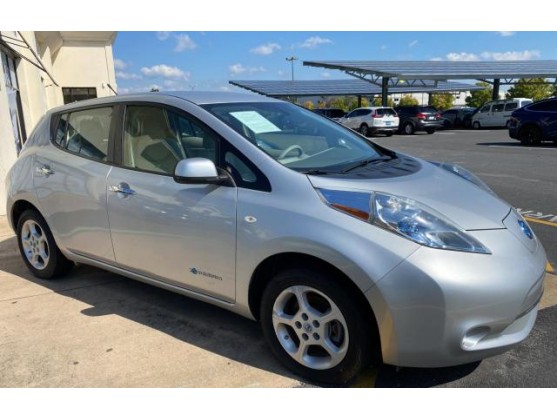2011 NISSAN LEAF SV 2011 NISSAN LEAF SV