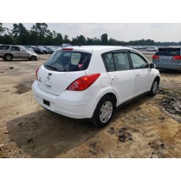 2011 NISSAN VERSA S